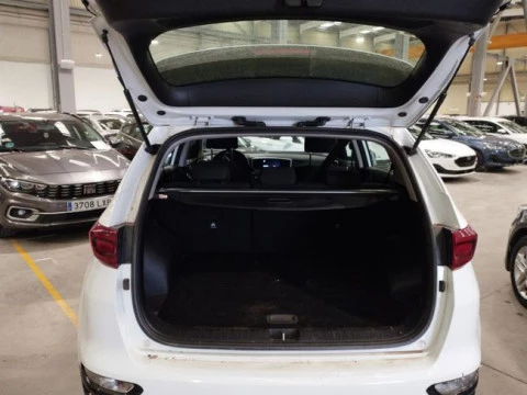 Kia Sportage 1.6 MHEV Business 100kW (136CV) 4x4