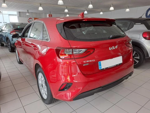 Kia Ceed 1.6 MHEV 100KW DRIVE 5P Kia Ceed 1.6 MHEV 100KW DRIVE 5P
