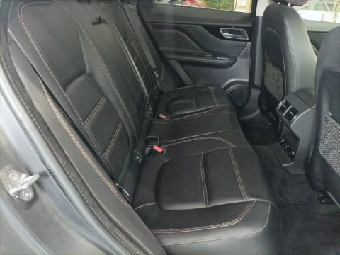 Jaguar F-Pace 2.0L i4D AWD Automático Prestige