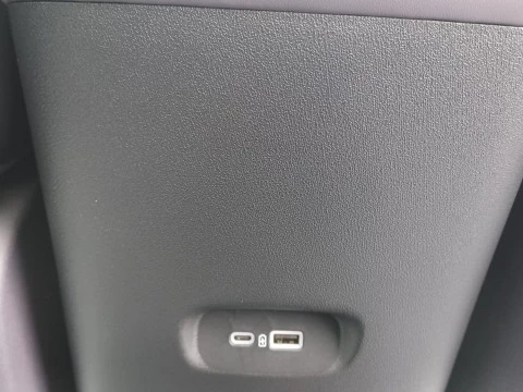 Leapmotor C10 C10 REEV 28.4 kWh Design Auto