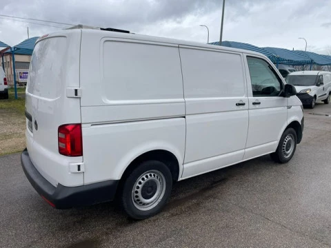 Volkswagen Transporter FURGON TALLER