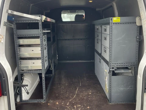 Volkswagen Transporter FURGON TALLER