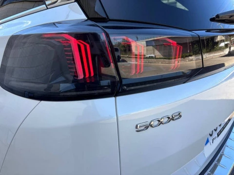 Peugeot 2008 GT BlueHDI 130 S&S EAT8