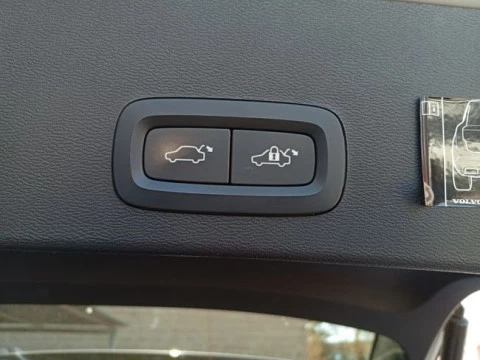 Volvo XC40 1.5 T4 Twin Recharge Inscription Ex Auto