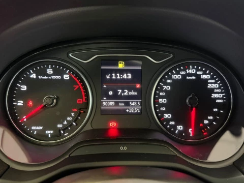 Audi Q2 Design 30 TFSI 85kW (116CV)