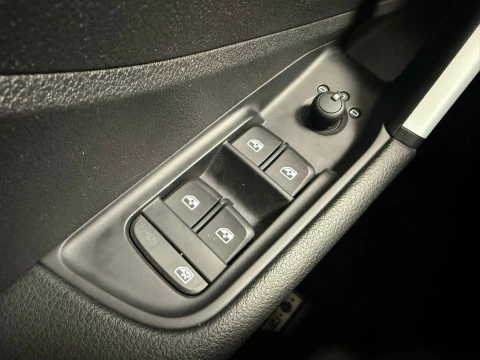 Audi Q2 Design 30 TFSI 85kW (116CV)