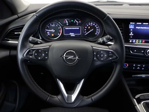 Opel INSIGNIA SPORTS TOURER 1.5 TURBO XFT INNOVATION ST 5P