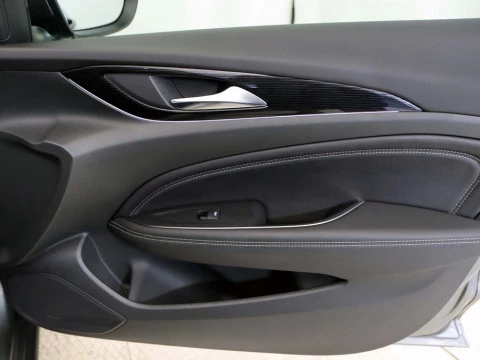 Opel INSIGNIA SPORTS TOURER 1.5 TURBO XFT INNOVATION ST 5P