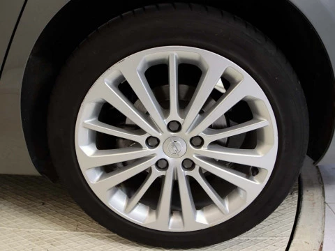 Opel INSIGNIA SPORTS TOURER 1.5 TURBO XFT INNOVATION ST 5P