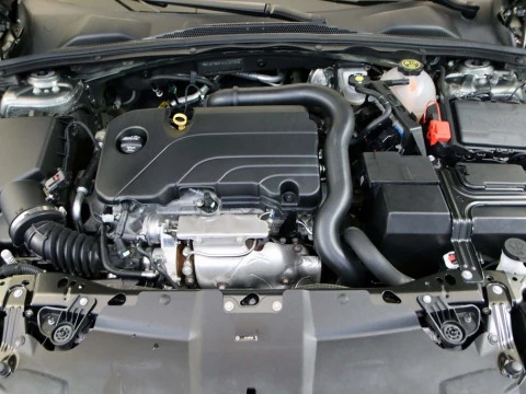 Opel INSIGNIA SPORTS TOURER 1.5 TURBO XFT INNOVATION ST 5P