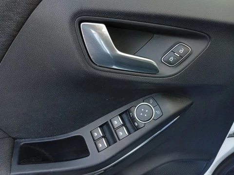 Ford Puma 1.0 EcoBoost 125cv Titanium MHEV