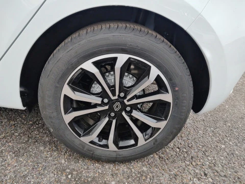 Renault Clio Techno TCe 100 (74kw) GLP