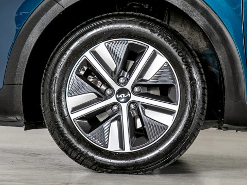 Kia Niro 1.6 GDi HEV 104kW (141CV) Drive