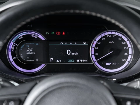 Kia Niro 1.6 GDi HEV 104kW (141CV) Drive