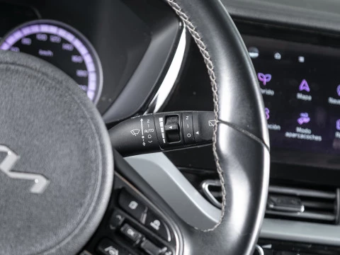 Kia Niro 1.6 GDi HEV 104kW (141CV) Drive