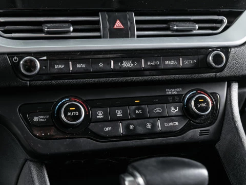 Kia Niro 1.6 GDi HEV 104kW (141CV) Drive