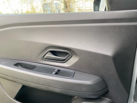 Dacia Jogger Essential 74kW (100CV) ECO-G 5 plazas