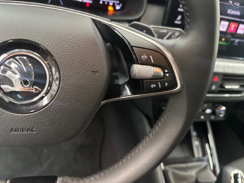 Skoda Kamiq 1.0 TSI SELECTION DSG 115CV 5P