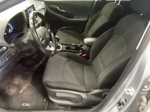 Hyundai i30 1.6 CRDI 100kW (136CV) 48V Klass LRR