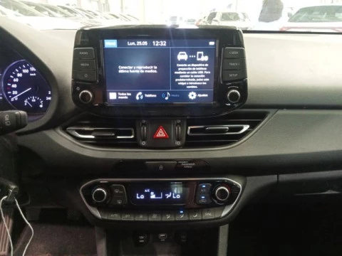 Hyundai i30 1.6 CRDI 100kW (136CV) 48V Klass LRR