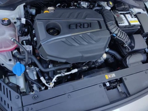 Hyundai i30 1.6 CRDI 100kW (136CV) 48V Klass LRR