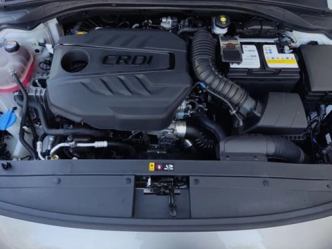 Hyundai i30 1.6 CRDI 100kW (136CV) 48V Klass LRR