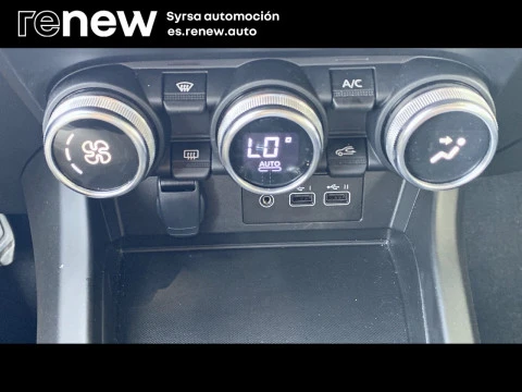 Renault Arkana Evolution E-TECH full hybrid 105kW(145CV