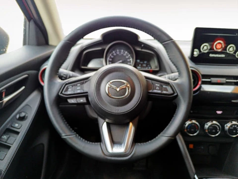 Mazda2 2023 E-SKYACTIV G 66 KW (90 CV) MT 2WD HOMURA BSM