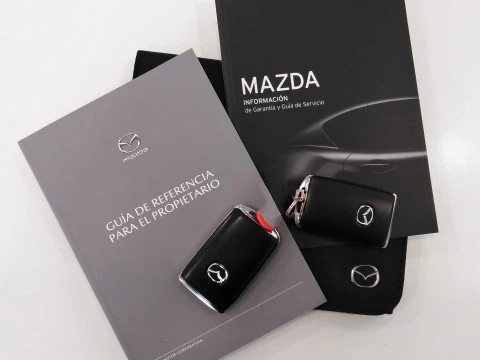 Mazda2 2023 E-SKYACTIV G 66 KW (90 CV) MT 2WD HOMURA BSM