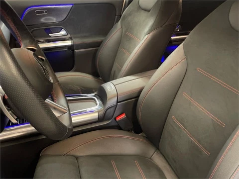 Mercedes-Benz GLA 200 D