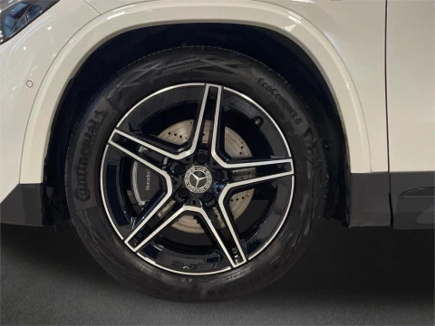 Mercedes-Benz GLA 200 D