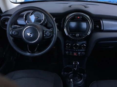 MINI Cooper  100 kW (136 CV)