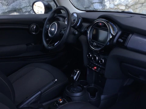 MINI Cooper  100 kW (136 CV)