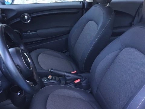 MINI Cooper  100 kW (136 CV)