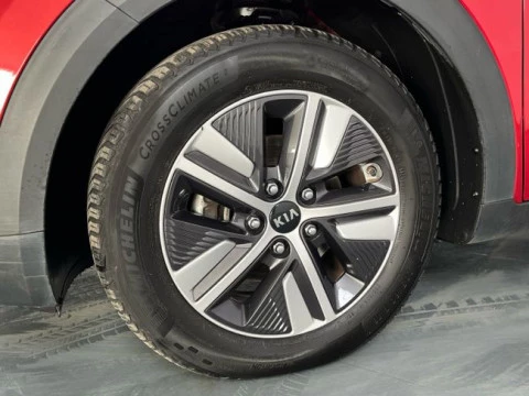 Kia Niro 1.6 GDi HEV 104kW (141CV) Drive