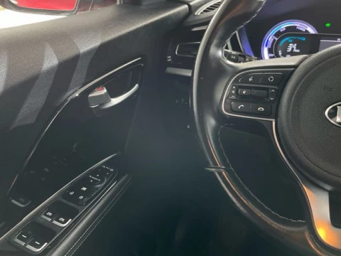 Kia Niro 1.6 GDi HEV 104kW (141CV) Drive