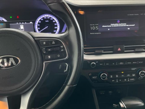 Kia Niro 1.6 GDi HEV 104kW (141CV) Drive