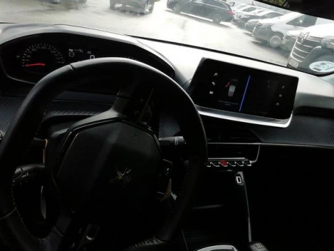 Peugeot 208 BlueHDi 73kW (100CV) Active