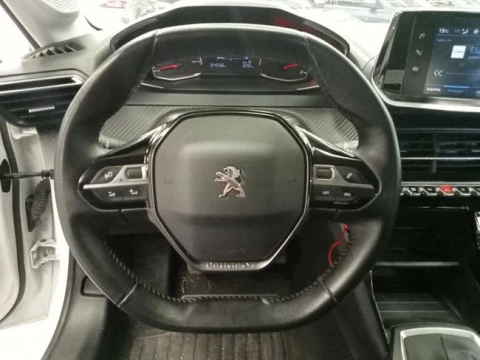 Peugeot 208 BlueHDi 73kW (100CV) Active