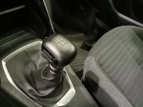 Peugeot 208 BlueHDi 73kW (100CV) Active