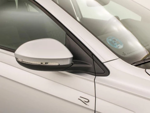 Volkswagen Taigo 1.0 TSI R-LINE 115CV 5P