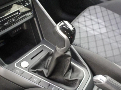 Volkswagen Taigo 1.0 TSI R-LINE 115CV 5P