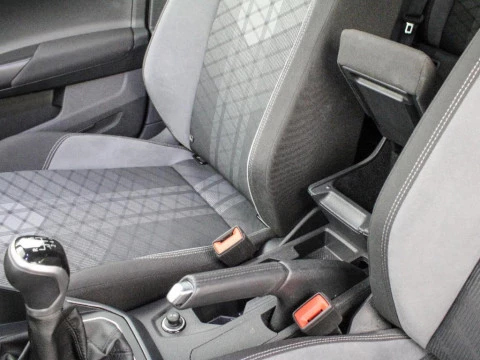 Volkswagen Taigo 1.0 TSI R-LINE 115CV 5P