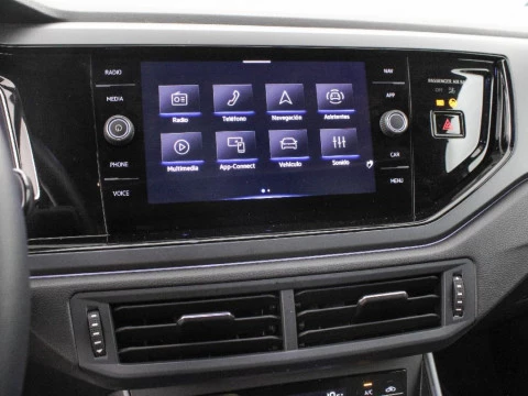 Volkswagen Taigo 1.0 TSI R-LINE 115CV 5P