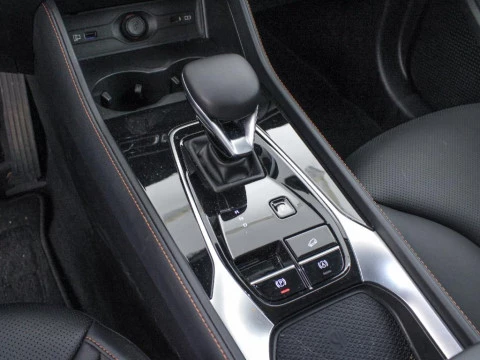 MG HS PHEV 1.5T PHEV LUXURY 272 5P