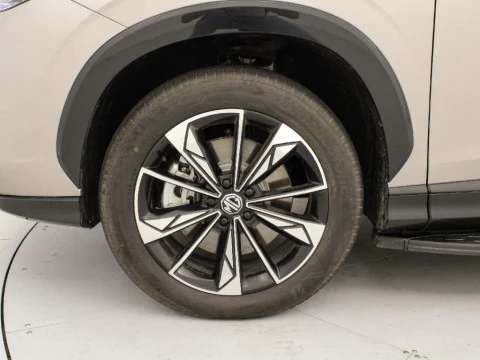 MG HS PHEV 1.5T PHEV LUXURY 272 5P