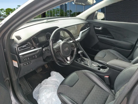 Kia Niro 1.6 GDi PHEV 104kW (141CV) Drive