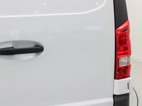 Mercedes-Benz Vito BEV 100KWH 85KW EVITO SWB L 116 4P