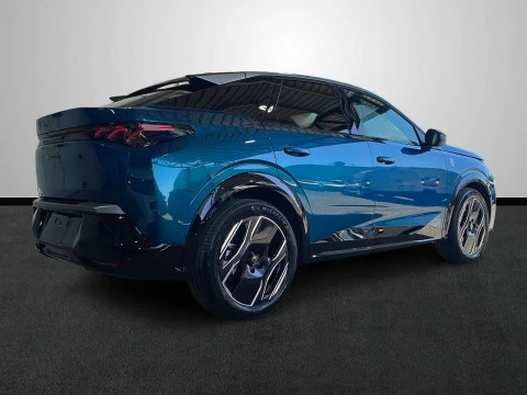Peugeot e-3008 GT Eléctrico 157kW