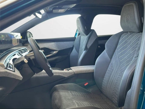 Peugeot e-3008 GT Eléctrico 157kW